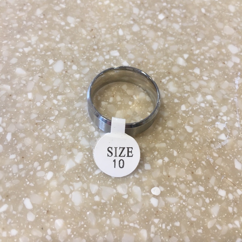Men’s stainless steel size 10 wedding band